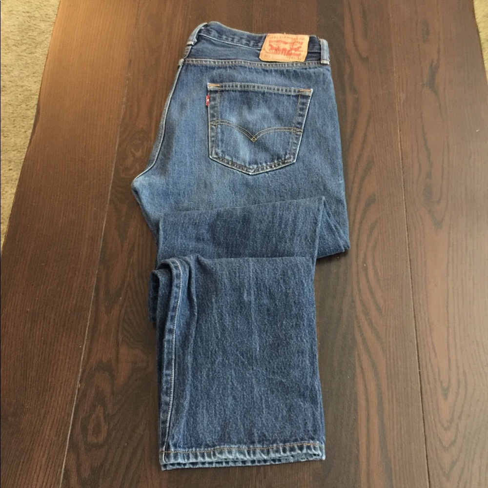 Men’s Levi’s jeans